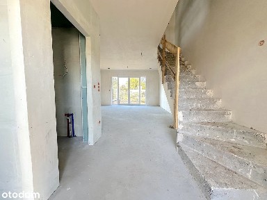 | 5 pokoi | 2 miejsca postojowe | ogrody do 278 m2 |