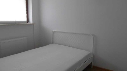 2 pok.ciche, nowe bud.,obok wejścia do metra.