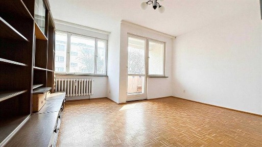 ul. Długa - 3 os. pokoje, osobna kuchnia, balkon