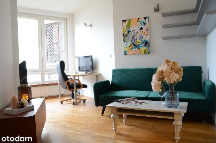 Odnowione 2 pokoje - 10m do metra Kabaty