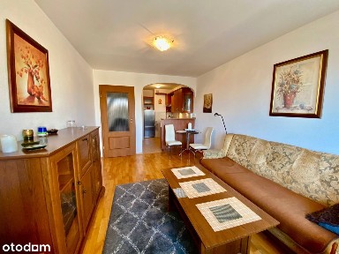 2-pokojowe | Oddzielona kuchnia | Balkon | Parking | Piwnica | Centrum