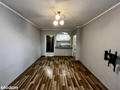 dwu pokojowe mieszkanie na oś. Włókniarzy Bielawa WINDA