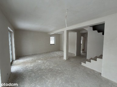 Budynek w zabudowie bliźniaczej- Wojkowice, Powiat Będzin