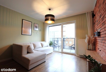 Śliczne, niemal nowe, urządzone!