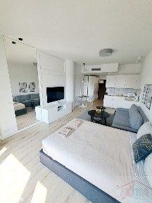 Apartament z balkonem w Hanza Tower