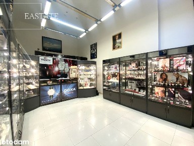 Lokal vis-à-vis Sinsay, Galeria Batory, Duży Ruch