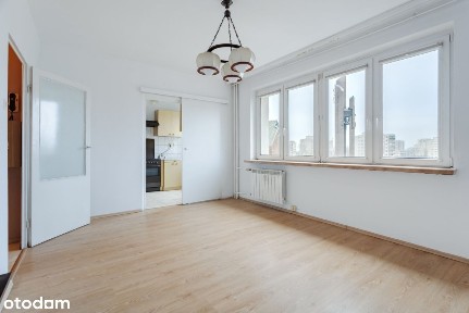 Stegny | kawalerka z opcją 2 pokoi | tramwaj