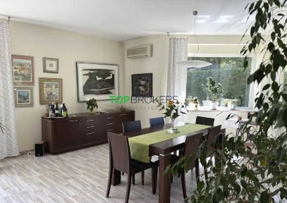 Przestronny dom dla rodziny, piękny ogród, Pyry