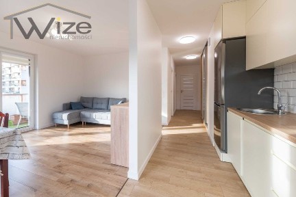 3 pok. mieszkanie na Siedlcach + klimatyzacja + hala garażowa