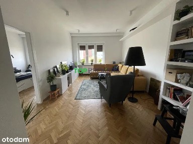 Dwa pokoje z oddzielną kuchnią w kamienicy