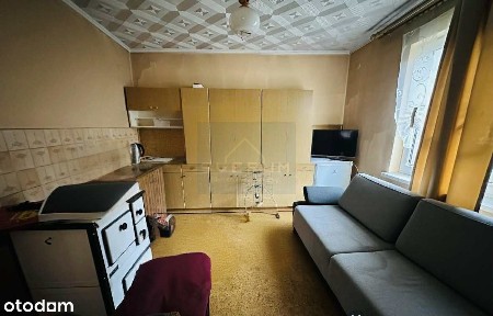 Działka z małym domem, Wyrazów