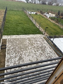 Dom gotowy do zamieszkania z widokiem na jezioro w bliskiej lok. lasu