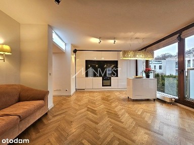 Kępa Potocka/62m2/ duże okna. balkon, pryw.osiedle