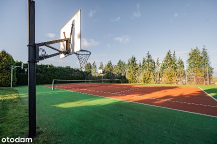 Dom z kortem tenisowym i basenem|332m2|Tyniec Mały