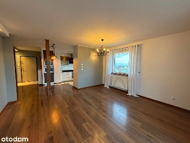 Mieszkanie 3 pokoje 70.11 m2 / 3/4 piętro - hala garażowa