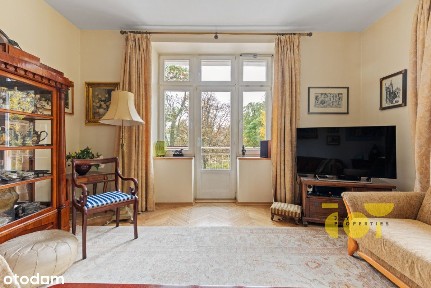 Piękne mieszkanie z widokiem na park