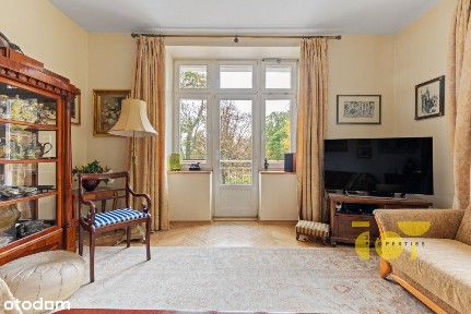 Piękne mieszkanie z widokiem na park