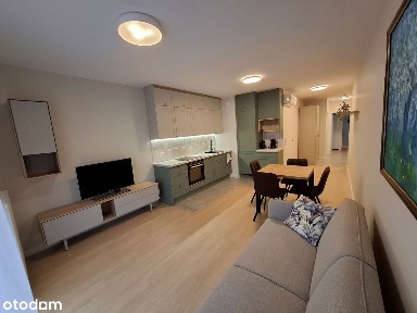 NOWE 2025! Klimatyzowane 3-pokojowe mieszkanie z balkonem i parkingiem