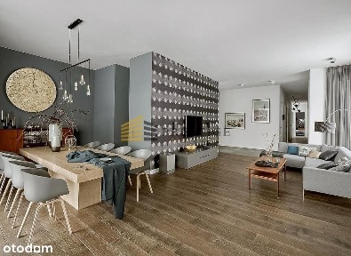 * American School of Warsaw* Wysoki Standard*