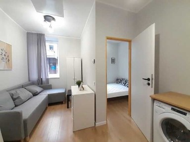 Cmentarna 26, Centrum,2 pokoje pet friendly, BRAK PROWIZJI, PROMOCJA