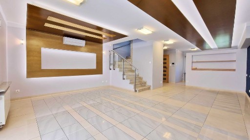 Radogoszcz - reprezentacyjny segment do wynajęcia / biuro - usługi