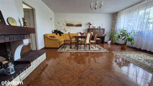 wolnostojący u zbiegu ulic - Przeźmierowo Lotnicza