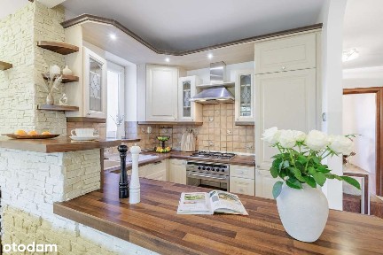 Przestronność i klasyczny styl | ul. Strumykowa