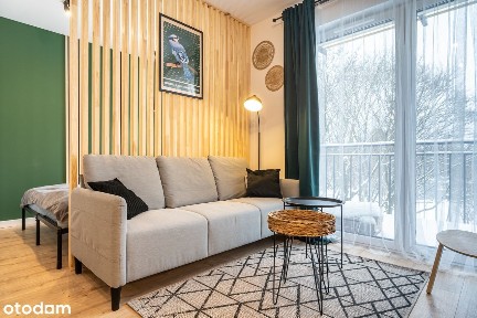 Urządzona kawalerka + miejsce parkingowe. 10 minut od centrum Katowic.