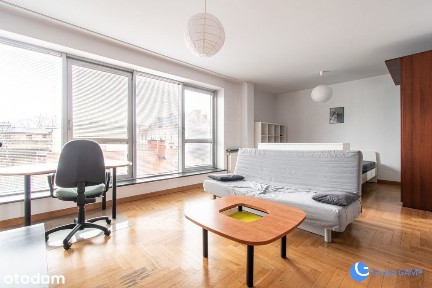 Kawalerka przy Karmelickiej 47m2, Stare Miasto.