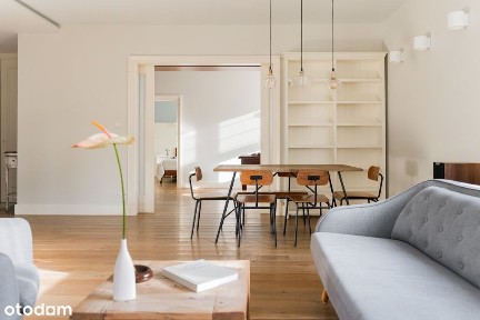 Apartment w Patrii z narożnym balkonem (2 x garaż)