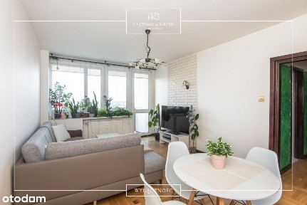 Jasne 2-pokojowe mieszkanie z widokiem !