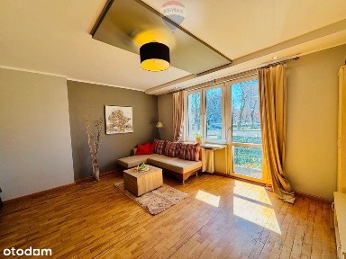 Komfortowe mieszkanie z dużym balkonem w centrum