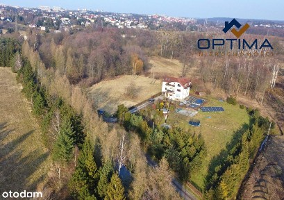 Duży dom na dużej działce pod lasem