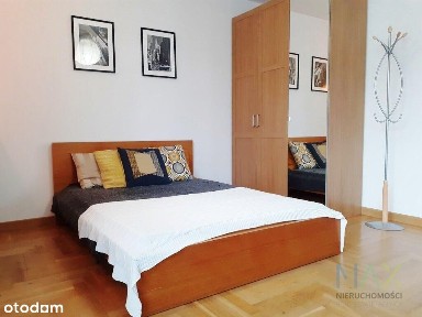 Przestronne studio przy ul. Karmelickiej