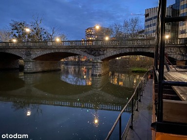 Barka statek houseboat mieszkanie gastronomia