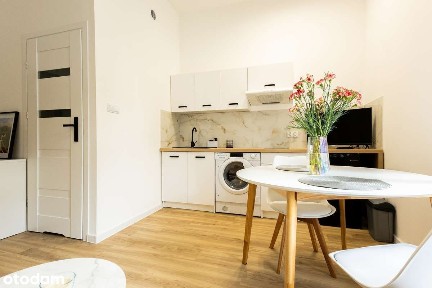 Na wynajem - Nowoczesna kawalerka w centrum Kłodzka!