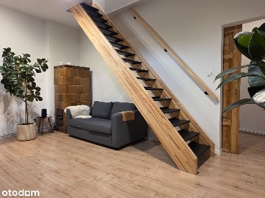 Przestronne 4-pokojowe mieszkanie w Śródmieściu