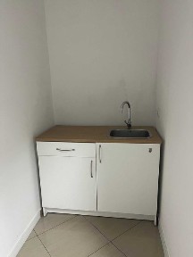 Do wynajęcia lokal usługowy przy ul. Barlickiego 8