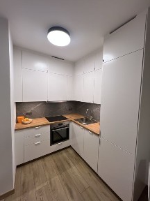 Bez pośredników, 2-pokojowe z balkonem i miejscem postojowym