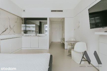 Ovo* Centrum * Studio * Balkon