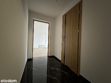 Świeżo wyremontowane mieszkanie w okolicy Parków i Zielonych Skwerków