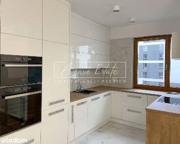 Luksusowy, 3-Pokojowy Apartament W Centrum