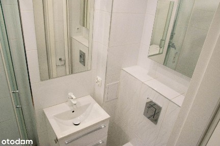 Komfortowe mieszkanie 2 pokoje.Dobra lokalizacja.Cena 1300 plus 475