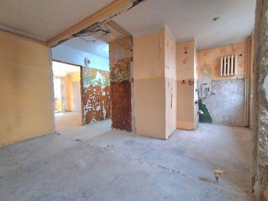 I Nad Potokiem I 3 pokoje I 1 piętro I przygotwane do remontu I