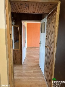 44m2 do remontu, balkon, piwnica.