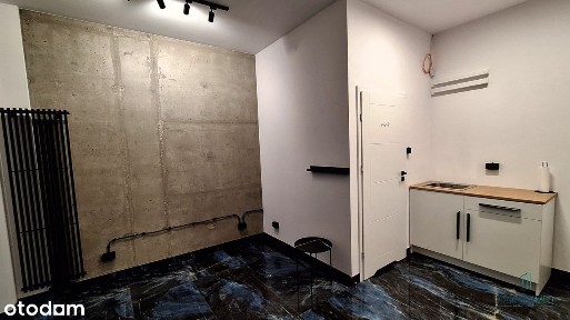 Nowy lokal usługowy na zamkniętym terenie