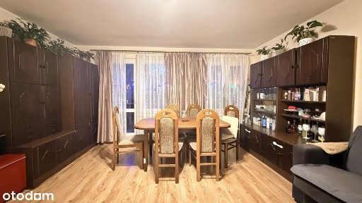 Trzy pokoje blisko Skytower