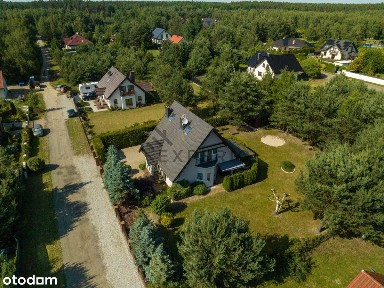 Dom przy lesie dla rodziny / ogród / garaż