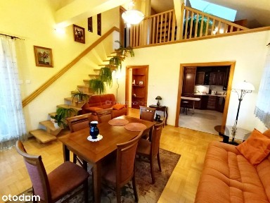 Dwupoziomowe z antresolą cisza blisko centrum!