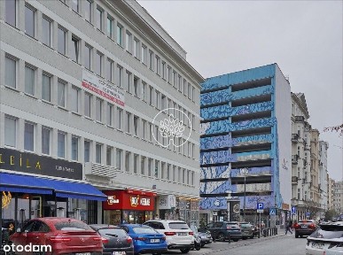 Lokal Gastronomiczny / Przy metrze / 209,50 m2